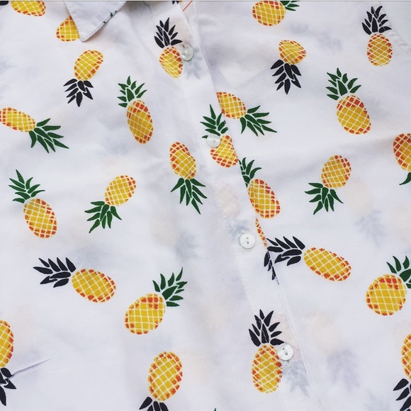 Pineapples please! NWTs Pineapple Sleeveless Tank - Picture 4 of 8